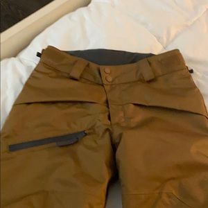 Boys Patagonia snow pants